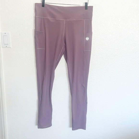 Along Fit Women’s Mauve 7/8 Leggings With Pockets - Picture 1 of 7
